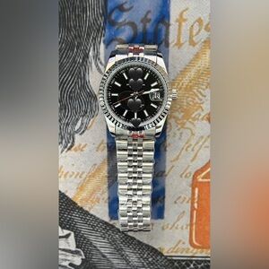 36mm Luxury Style Automatic Stainless Steel Watch Black Dial